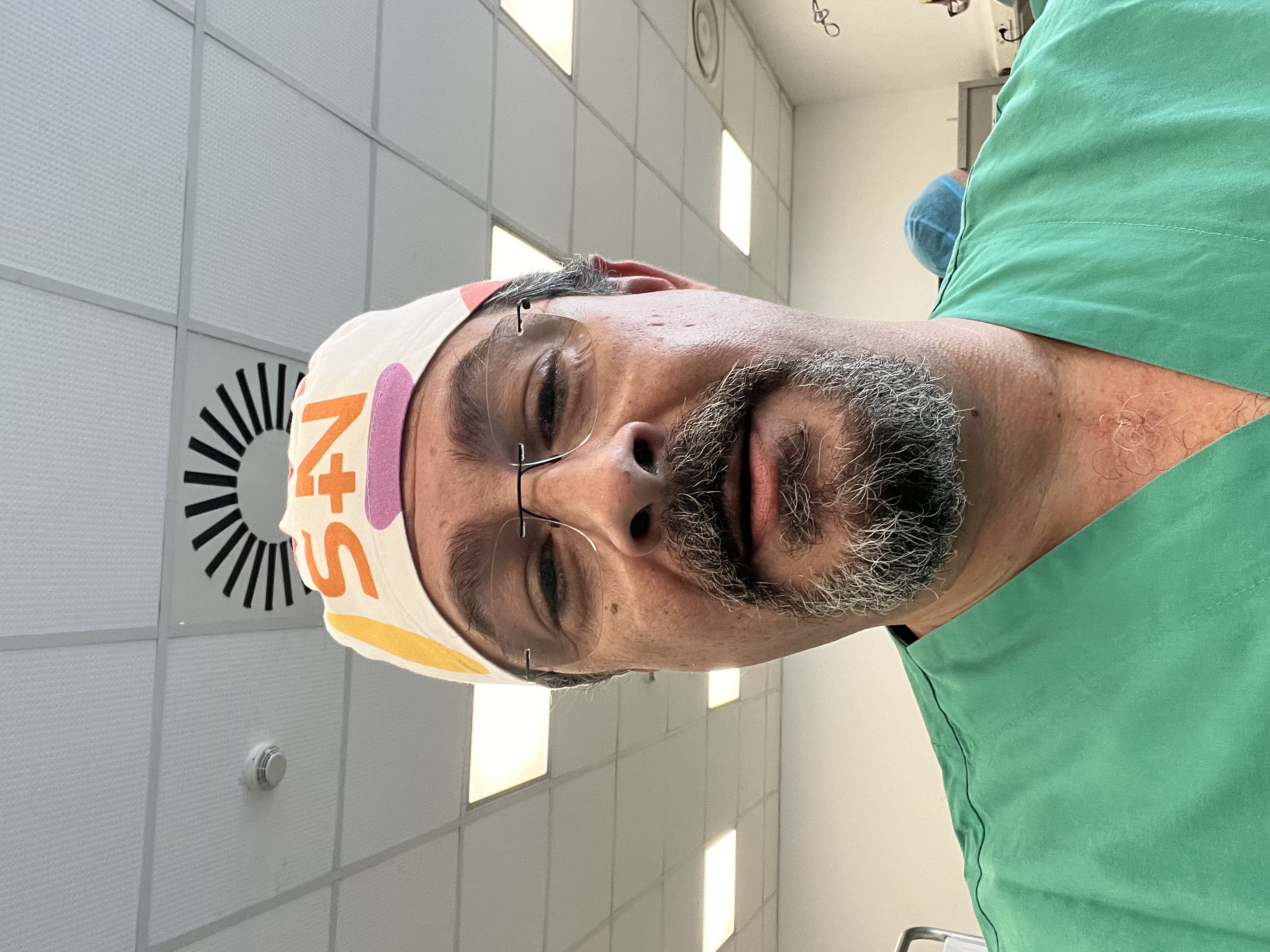 Dott. Luca Bonioli in sala operatoria